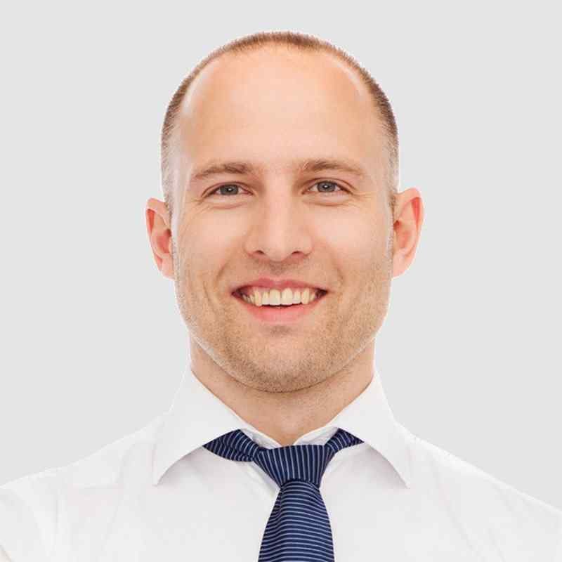 https://premium-global-logistics.com/wp-content/uploads/2017/03/inner_team_05.jpg